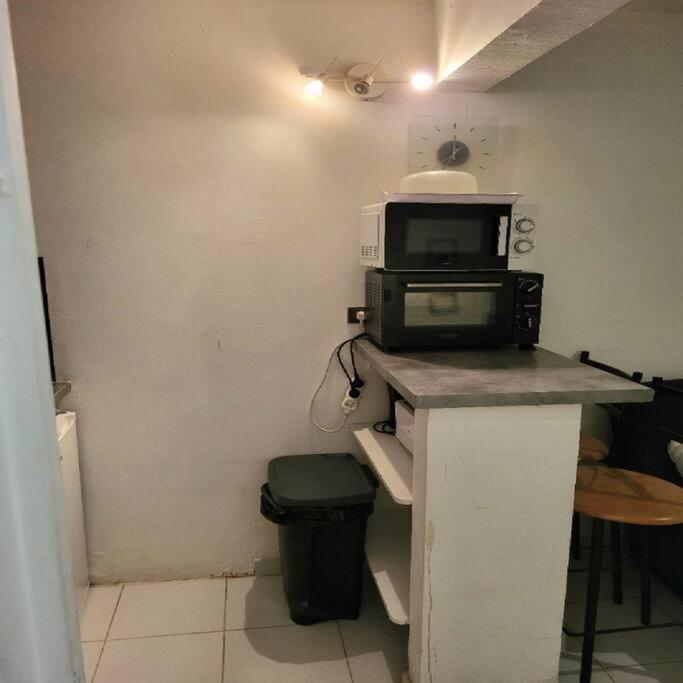 سانت آن Appartement A Saint-Anne - Residence Beauregard المظهر الخارجي الصورة