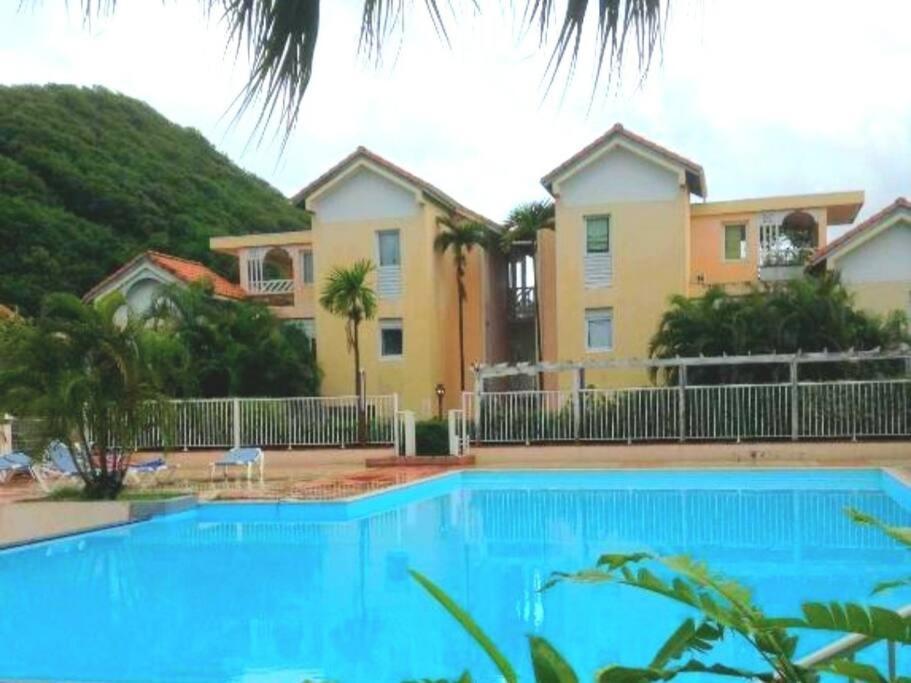 سانت آن Appartement A Saint-Anne - Residence Beauregard المظهر الخارجي الصورة